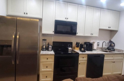 Tallahassee Apartment | Cozy Duplex Apartment Near FSU-B with Pet-Friendly Perks