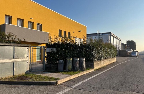 Orio al Serio Apartment | Family-Friendly Apartment Orio Volta with Relaxing Hot Tub