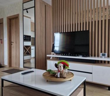 Divcibare Apartment | Discover Apartment Ornament Lux - 4-Star Family Retreat