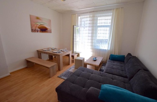 Ostheim Apartment | Discover Apartment Ostendplatz: Your Ideal Getaway Spot