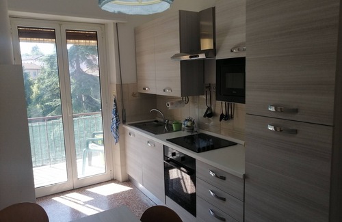Serravalle Scrivia Apartment | Apartment 'Outlet2000' with Balcony and Wi-Fi