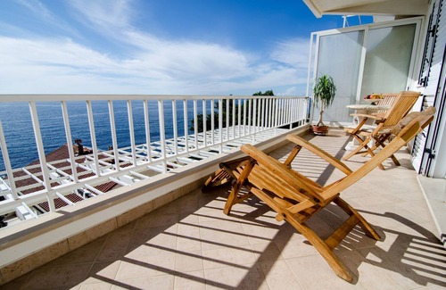 Gorica Apartment | Seaside Retreat: Apartment Paco with Balcony & Spa Amenities