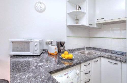 Llanca Apartment | Family-Friendly Retreat at Apartment Palmiers I-1