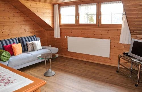 Schlatt-Haslen Apartment | Scenic Apartment Panoramablick - Rated 9.1/10 & Family-Friendly