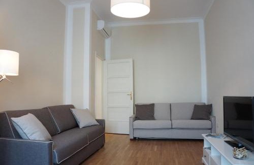 San Vittore Apartment | Elegant Apartment Papiniano 38: Rated 9.5 with Family Amenities