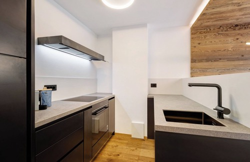 Muhlbach Apartment | Apartment 'Paradeis Apartments A20' with Mountain View, Balcony and Wi-Fi