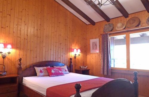 Champex-Lac Apartment | Exceptional Oceanfront Apartment Parc B 431 by Interhome