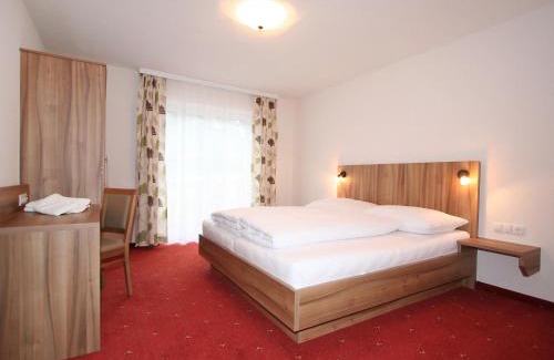 Pians Apartment | Family-Friendly Apartment Pfeifer-1: 4-Star Comfort Awaits
