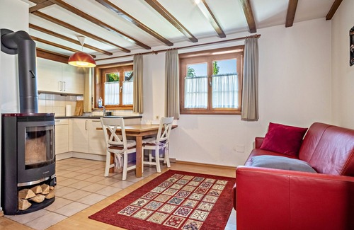 Goppertsweiler Apartment | Charming Studio at Pias Nature Retreat with Private Terrace