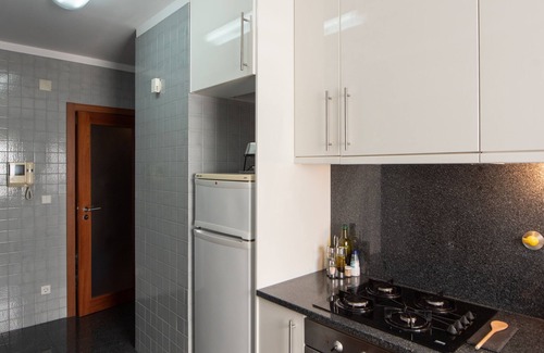 Leixões Condo | Beautiful Apartment Portas do Mar with Pool and Ocean View