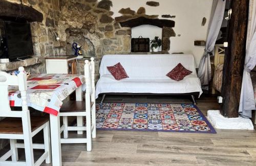 Cillorigo de Liebana Apartment | Cozy Apartment Potes Vinon - Pet & Child Friendly Retreat