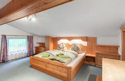 Bramberg am Wildkogel Apartment | Family-Friendly Retreat at Apartment Prieslern-2