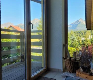 Nova Lesna Apartment | Guest Rated 9.9 - Private Luna Apartment in Vysoké Tatry