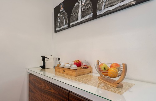 Santa Marinha Apartment | Guest Rated 10/10: Apartment Qian Caves de Gaia Retreat
