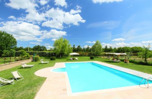 Trevinano Apartment | Pet-Friendly Apartment Quercia - 10/10 Guest Rated Stay