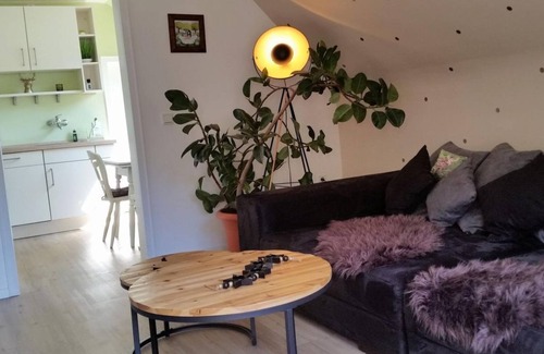 Deuselbach Apartment | Family-Friendly Stay at Apartment Räuberhöhle with Kitchen