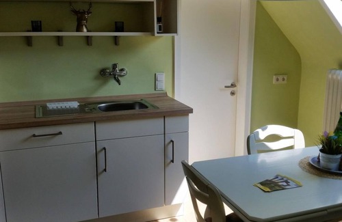 Deuselbach Apartment | Family-Friendly Stay at Apartment Räuberhöhle with Kitchen