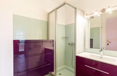 Meschers-sur-Gironde Apartment | Comfortable Stay at Apartment Résidence Le Centre Awaiting You