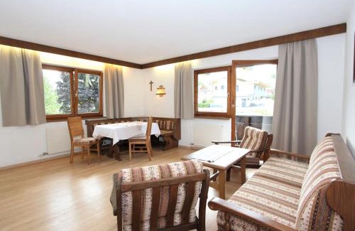 Kapfing Apartment | Pet-Friendly Apartment Römerhof-4: Ideal for Families