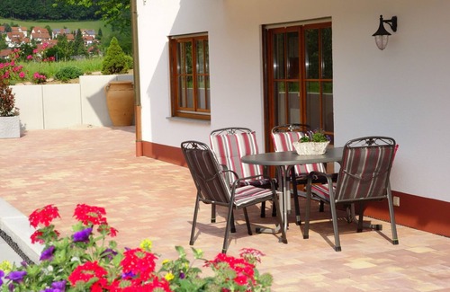 Seelbach Apartment | Spacious Apartment Rebbergblick: Family-Friendly Retreat