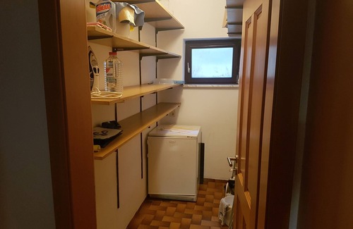 Markt Einersheim Apartment | Experience Apartment 'Reblaus' with Private Terrace & Wi-Fi