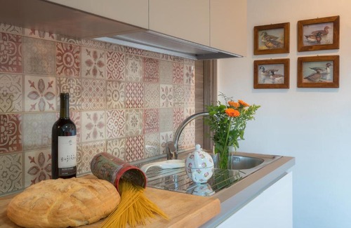 Rovereto House | Discover Apartment Relais Mozart: Pet-Friendly Comfort Awaits