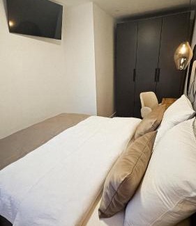 Mukinje Apartment | Family-Friendly Escape at Apartment ReLakes - 4 Star Stay