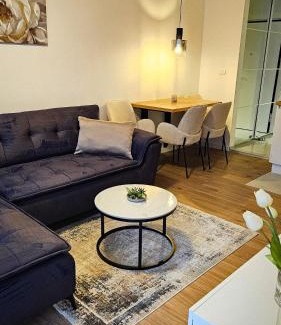 Mukinje Apartment | Family-Friendly Escape at Apartment ReLakes - 4 Star Stay