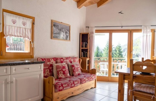 Champex-Lac Apartment | Apartment Renaissance 15 in Champex - 3 persons, 1 bedrooms