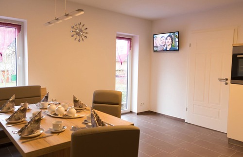 Tambach-Dietharz Apartment | Guest Rated 10/10: Apartment Rennsteigblick with Kitchen