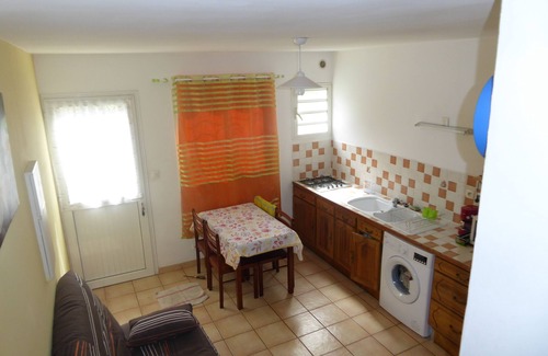 Centre Ville Apartment | Family-Friendly Apartment Rental in Le Tampon, Réunion