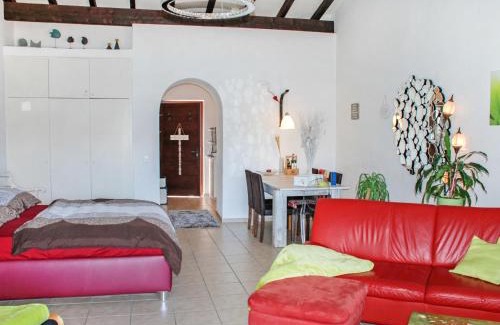 Piazzogna Apartment | Guest Rated 9.5 - Apartment Miralago with Pool & Family Fun