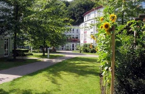 Kellinghusen Apartment | Discover Apartment Residenz an der Lieth - Family & Pet Friendly