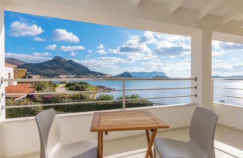 Golfo Aranci Apartment | Residenza Cormorani 2: Beachside Escape with Ocean View