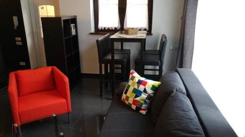 Wicker Apartment | Cozy Apartment Rhein Main - Child Friendly & Top Rated 9.1/10