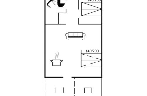 Nr. Lyngby Strand Apartment | Apartment Risker: Coastal Retreat Just 70m from the Sea