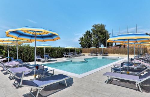 Marina di Cecina Apartment | Pet-Friendly Apartment Riviera 5: Guest Rated 9/10
