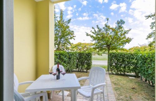 Torre di Fine Apartment | Oceanfront Getaway at Apartment Robinia-Pinetine-2