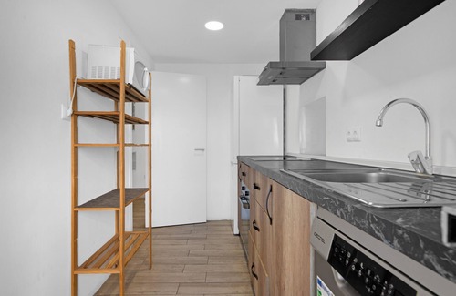 Grau i Platja Apartment | Relax in Apartment 'Roma' with Pool and Ocean Views