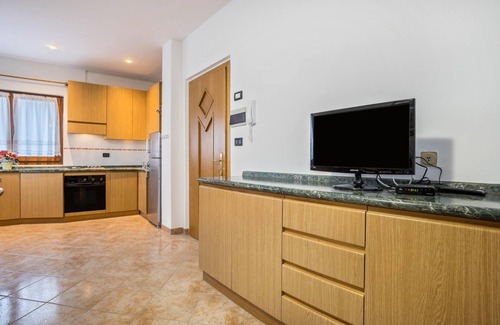 Roncone Apartment | Apartment "Roncone" - Scenic Mountain Views & Modern Amenities