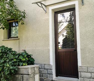 Postojna Apartment | Pet-Friendly Apartment & Rooms Grmek with Hot Tub Access