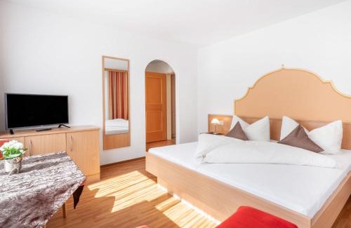 Mayrhofen Apartment | Apartment Rosa - Pet & Child Friendly Stay, 4-Star Rating