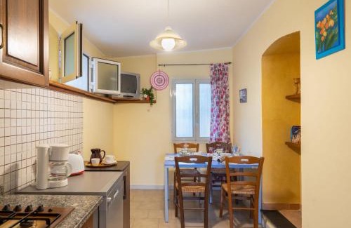 Valloria Apartment | Relax at Apartment Rosa - Family-Friendly with Pool & Hot Tub