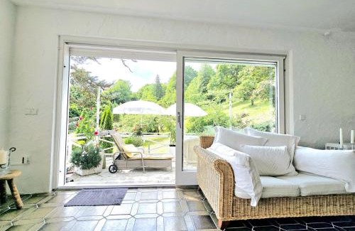 Forbach Apartment | Oceanfront Apartment Rose: Guest Rated 9/10 with Ocean Views