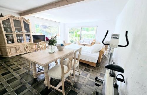 Forbach Apartment | Oceanfront Apartment Rose: Guest Rated 9/10 with Ocean Views