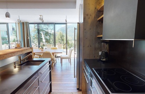 Pontresina Apartment | Apartment Roseg - High-Quality 3.5-Room Apt. with Terrace and Panoramic View