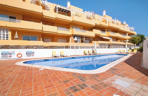 Canada Apartment | Relaxing Apartment 'Royal Cabanas Golf 88' with Pool Access