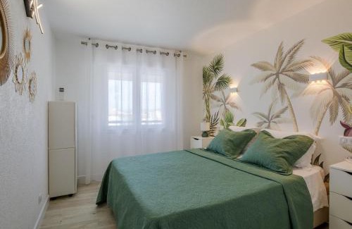 Frejus Port Apartment | Oceanfront Apartment Royal Marine-2: Guest Rated 9/10