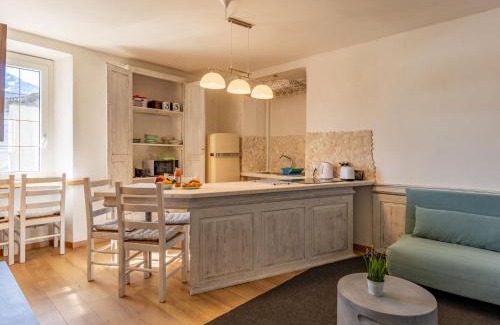 Gera Lario Apartment | Oceanfront Comfort at Apartment Rubino by Interhome