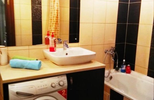 Naberezhnye Chelny Apartment | Top-Rated Apartment Near Omega with Breakfast & Accessibility